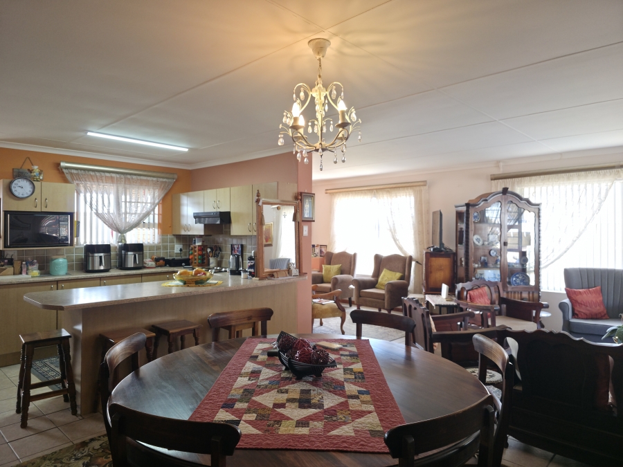 3 Bedroom Property for Sale in Wavecrest Eastern Cape